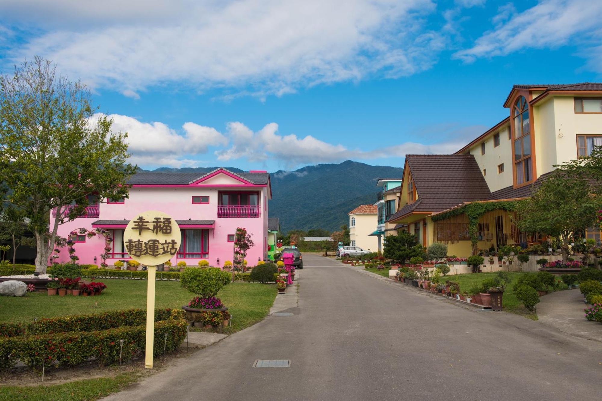 Xinfu Traveler Inn Taiping  Extérieur photo